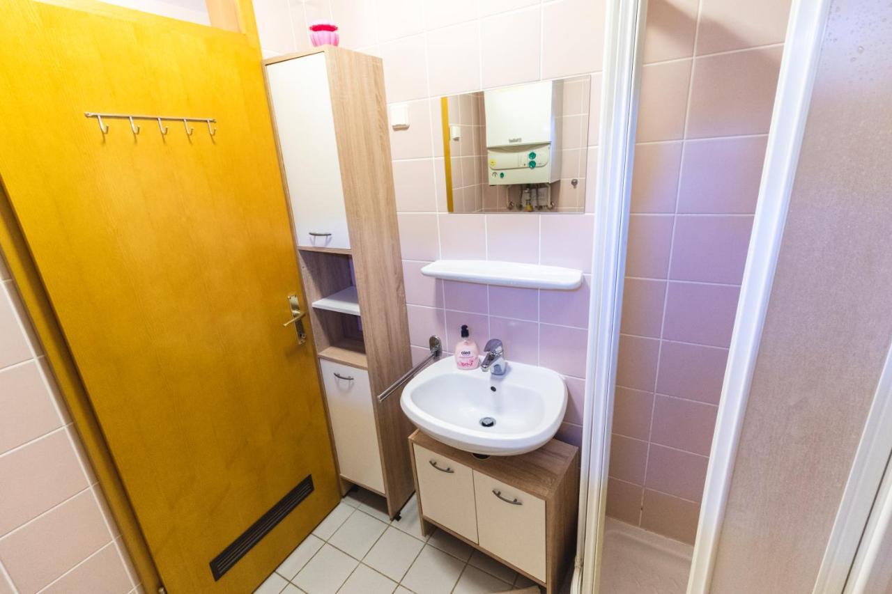 Relax Apartment In Banovci Veržej Εξωτερικό φωτογραφία